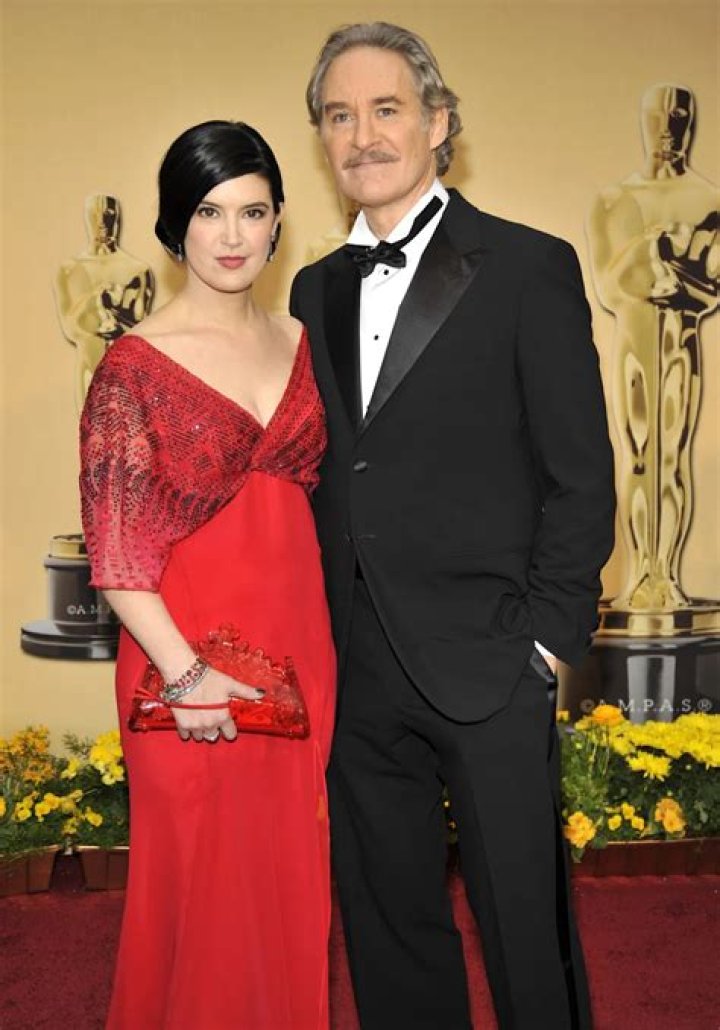 Discover "phoebe Cates And Kevin Kline Wedding Photos"