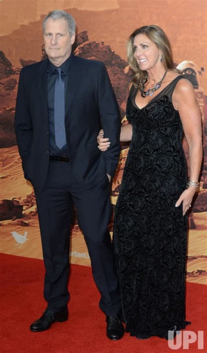 The Truth About Jeff Daniels' Wife