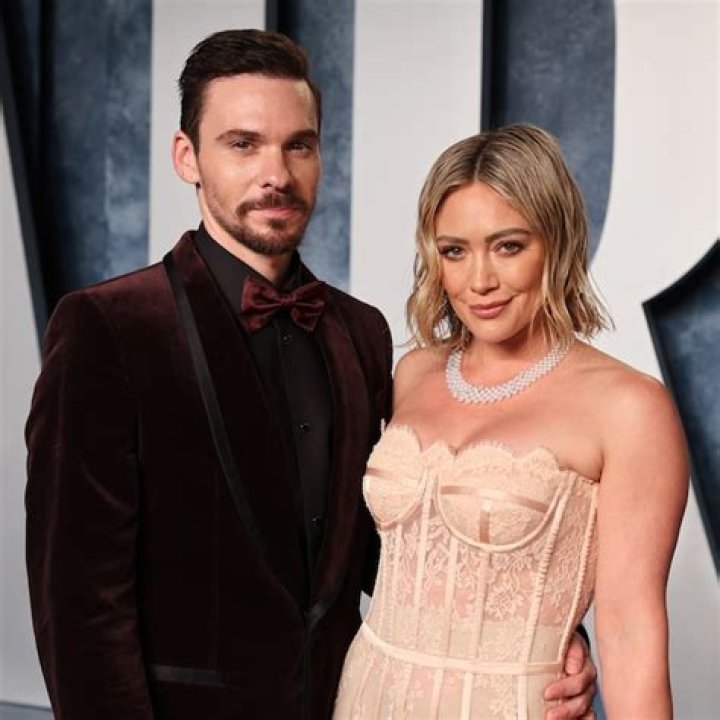 Unveiling Hilary Duff's Style Icon Status: A Wardrobe Exploration