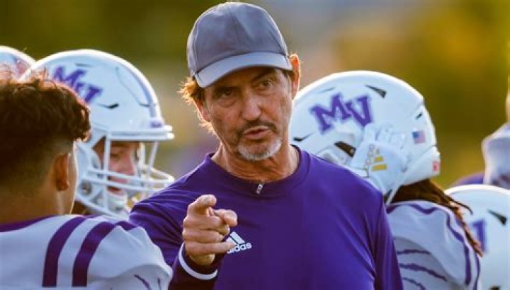 What Is Art Briles Net Worth? Income, Salary And Contract ·
