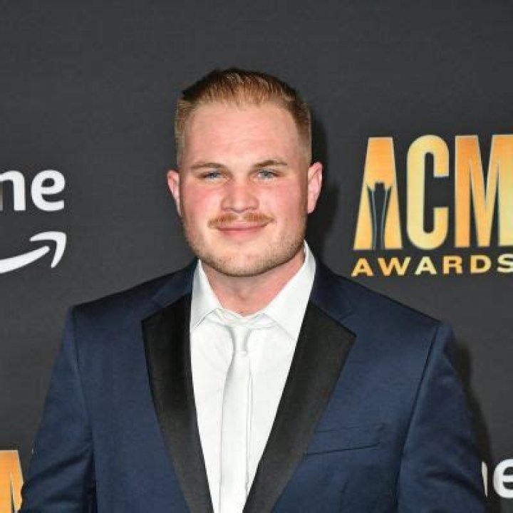 Zach Bryan Age | How Old Is He | Explore His Musical Journey